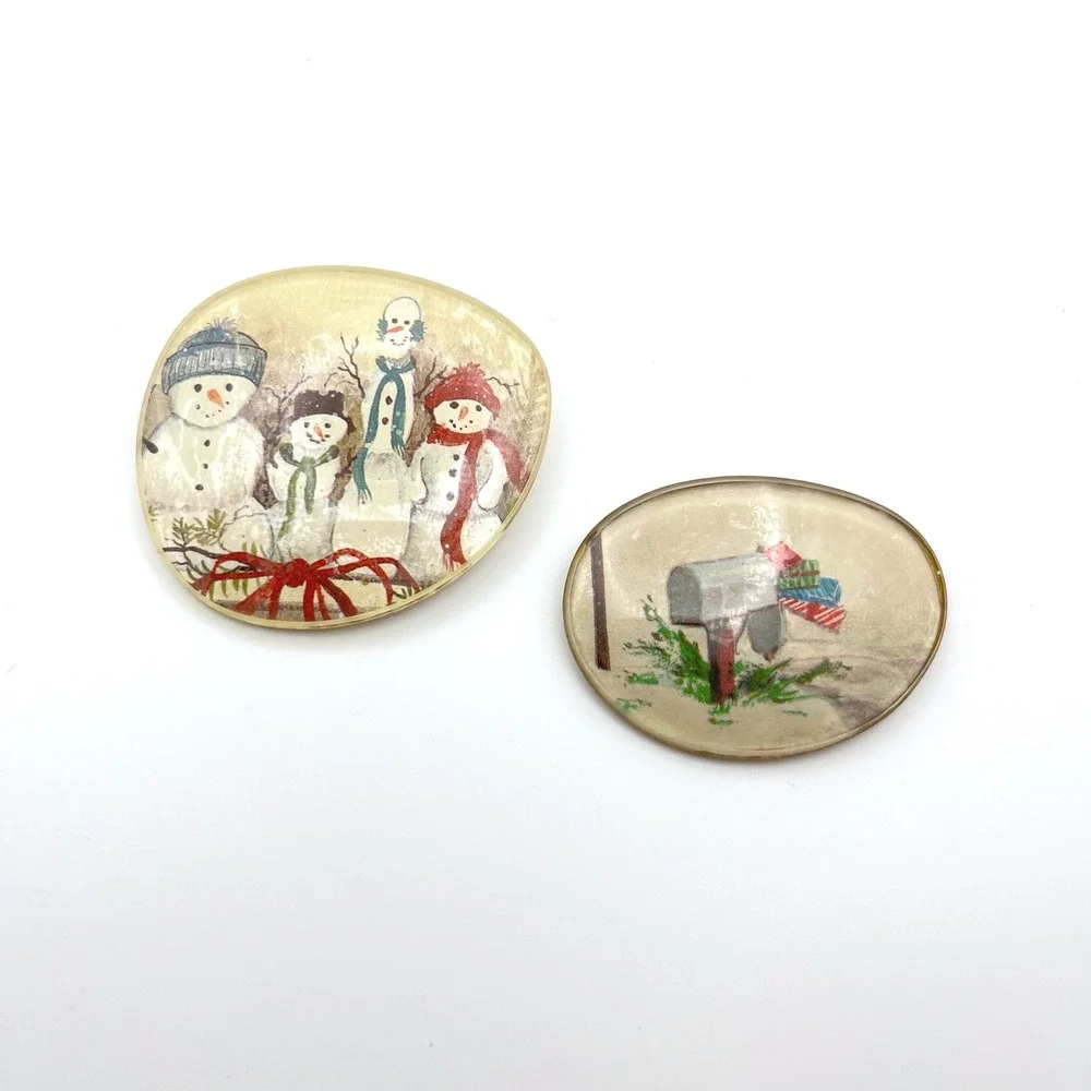 Vintage Christmas Snowman and Mailbox Eye Glass Brooch Pin‎ Set Winter Holiday